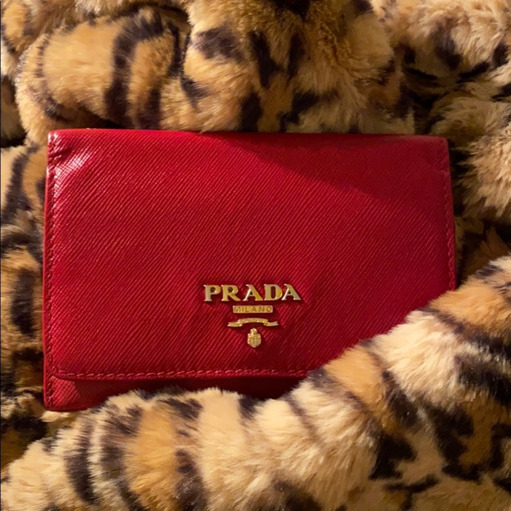 🌺Red Prada Small Wallet🌺